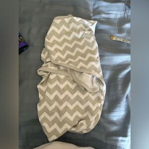 Infant SwaddleMe 